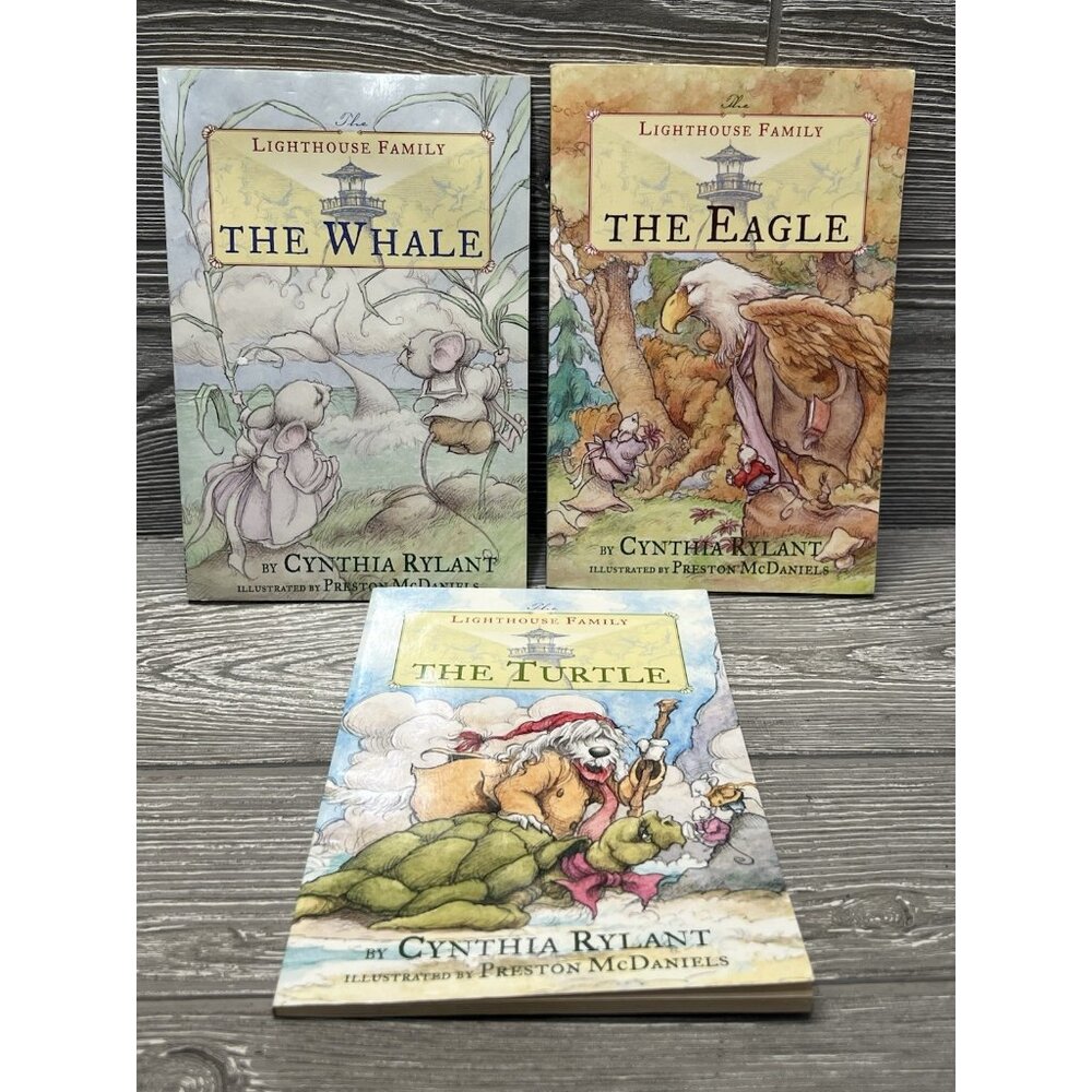 Lighthouse Family Cynthia Rylant Paperback Chapter Books Lot of 3 Whale Eagle